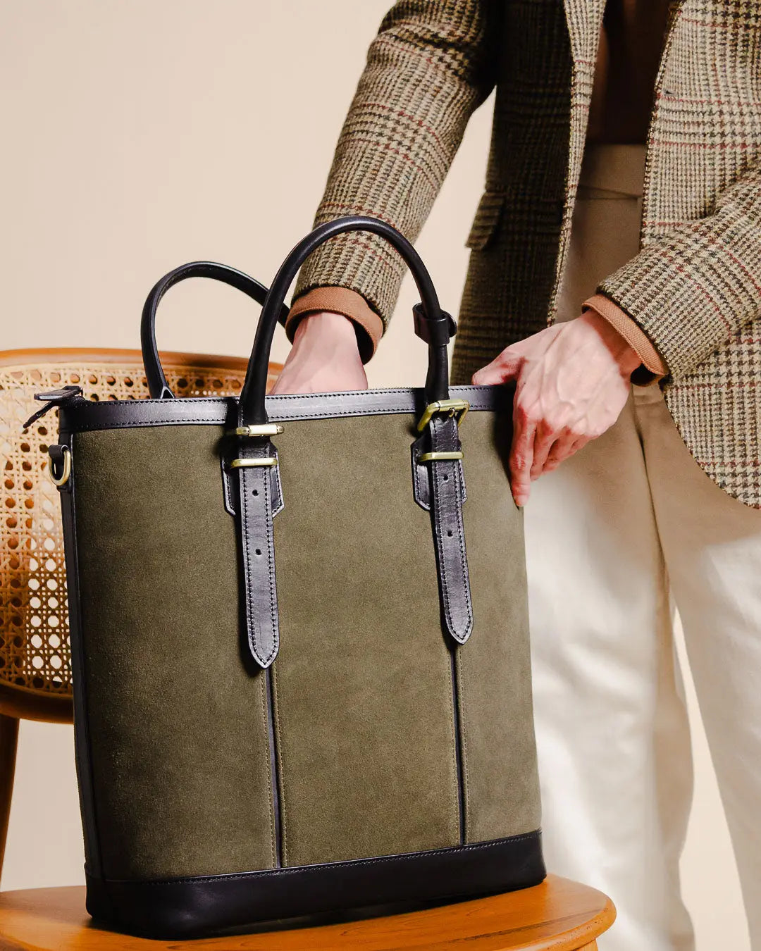 leather-tote-bag-unorthodox.jpg